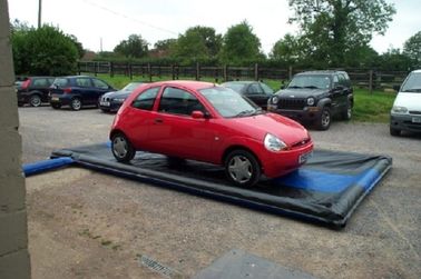 Les tapis gonflables de voiture de plancher de garage pour l'eau d'économies/camion portatif lavent le tapis