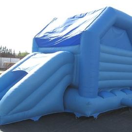 Chambre de rebondissement gonflable du monde bleu de mer congelée pour la partie d'enfants