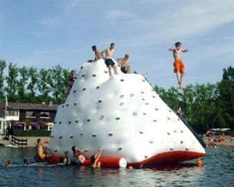 L'eau gonflable folle joue l'iceberg gonflable/Icetower pour le parc aquatique de flottement