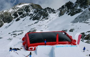Jouets gonflables extérieurs d'airbag de Customzied pour le jeu de surf des neiges