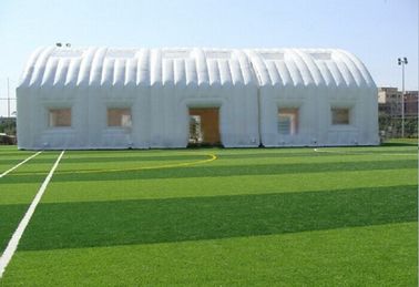 Tente de camping gonflable de tente gonflable forte de pelouse de double couche pour la partie de football de tennis