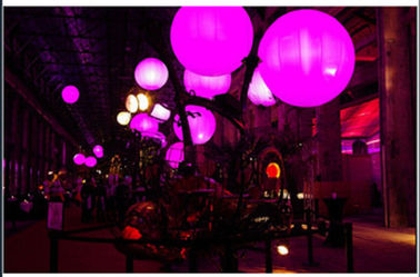 Ballon mené coloré en cristal de lumière de décellulation gonflable pour l'événement commercial