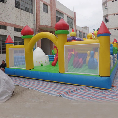 Parc d'attractions gonflable adapté aux enfants avec le château sautant d'explosion de terrain de jeu extérieur d'impression