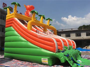 Glissière d'eau gonflable de double de dinosaure de PVC pour la piscine avec le lit d'atterrissage