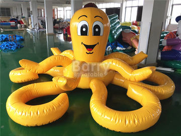 La piscine gonflable adaptée aux besoins du client de poulpe jaune flotte pour le parc aquatique d'Aqua