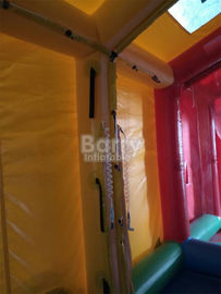 Petite tente gonflable ignifuge faite sur commande de douche de PVC pour le parc d'attractions