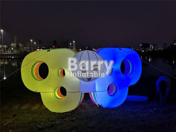 Personnages de dessin animé gonflables de bâche de PVC, modèle d'aile de papillon d'explosion d'impression de Digital avec la lumière de LED