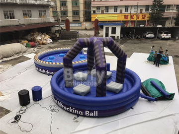 Dernier homme tenant les jeux interactifs gonflables, jeu extérieur pourpre de Wrecking Ball d'équipement de terrain de jeu