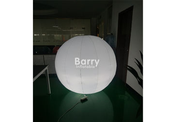 Boule gonflable LED de trépied allumant la boule de la publicité extérieure LED