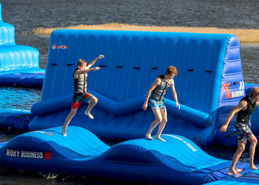 parcs aquatiques gonflables géants de bâche de PVC de 0.9mm Platon, parc de sport d'Aqua d'île de vague 65 parts