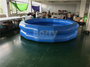 Enfants d'intérieur et eau extérieure jouant la piscine gonflable ronde de bain d'anneau de la piscine 2