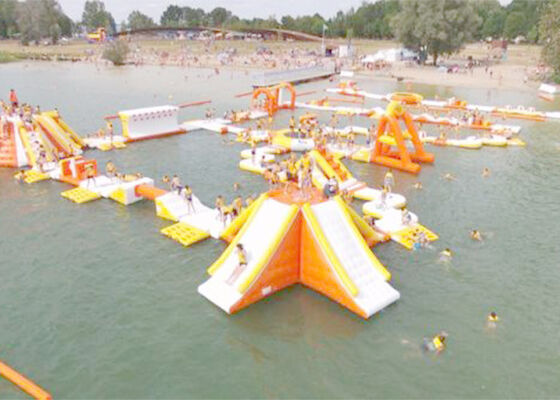 Parc de flottement de glissière d'eau d'arrière-cour d'enfants d'Aqua Sports Water Park Inflatable