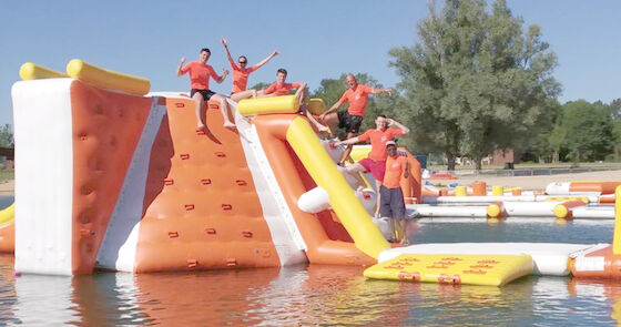 Parc de flottement de glissière d'eau d'arrière-cour d'enfants d'Aqua Sports Water Park Inflatable