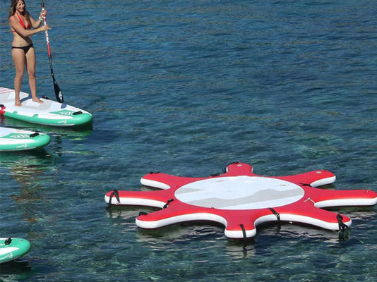 Plate-forme gonflable rouge adaptée aux besoins du client de dock d'air de petite gorgée de sport aquatique de 8 stations