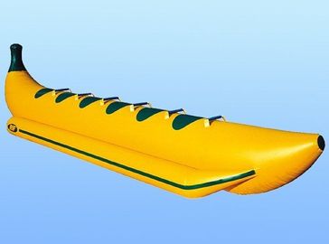 Le bateau gonflable jaune joue le tube remorquable de jeu de l'eau de banane de 6 personnes