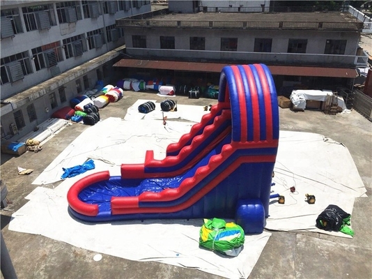 OEM Plato Inflatable Swimming Pool Water glisse les Waterslides rouges et bleus d'explosion