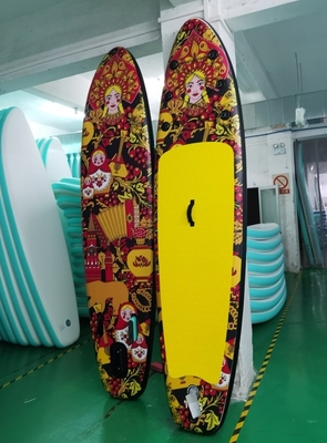 Planche de surf adaptée aux besoins du client par conseil gonflable de panneau de palette de PETITE GORGÉE de double couche