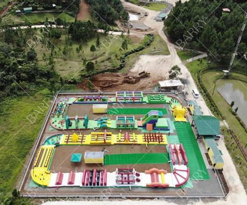 PVC résistant au feu de qualité commerciale 5km obstacle 5k course gonflable pour enfants adultes avec souffleur d'air