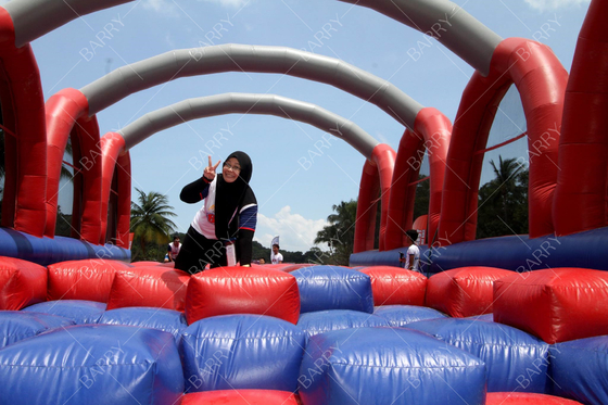 Commercial Singapore Case Grand événement gonflable 5km Course d'obstacles gonflable géant Château à rebondir 5k Activités