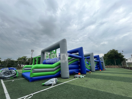 Jeux interactifs Boule gonflable pour un cours d'assaut de 5 km