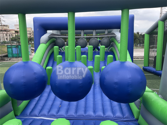 Jeux interactifs Boule gonflable pour un cours d'assaut de 5 km