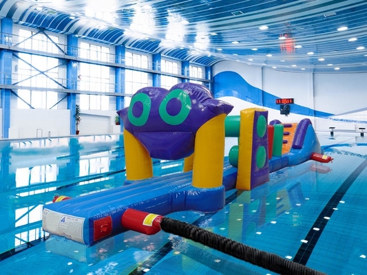 Couleur 10M Challenge piscine gonflable cours d'assaut sur l'eau gonflable Aqua Run pour la mer ou la piscine