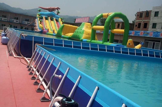 Logo créatif personnalisé Imprimé parc aquatique cours d'obstacles d'eau flottant jouets d'eau flottants pour piscine cadre métallique