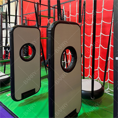 Commercial Bounce House Air Door Ninja Warrior Équipement de course d'obstacles flottant pour adultes à l'intérieur