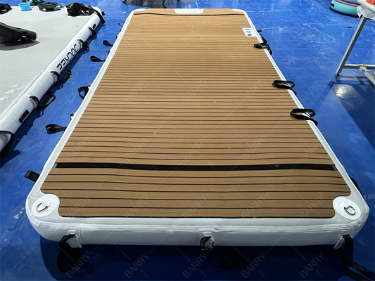 Plateforme flottante gonflable pour le jet ski