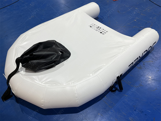 Dock flottant gonflable en forme de U pour bateaux à moteur