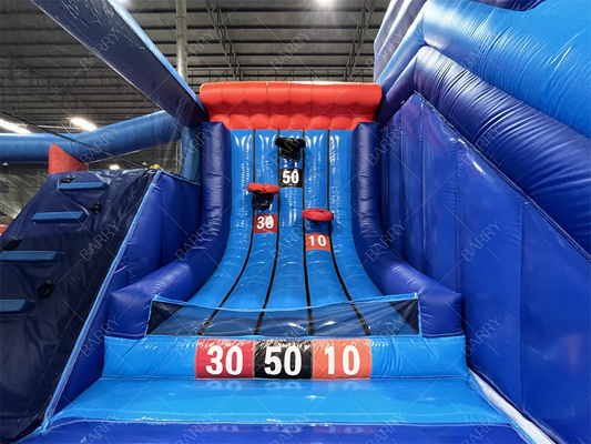Parc d'attractions gonflable commercial avec un terrain d'obstacles à billes intérieures