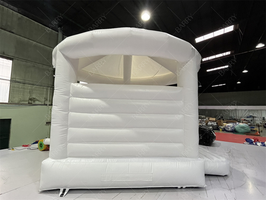 5x4.5x4.5m Bouncers gonflables intérieurs blancs avec couverture