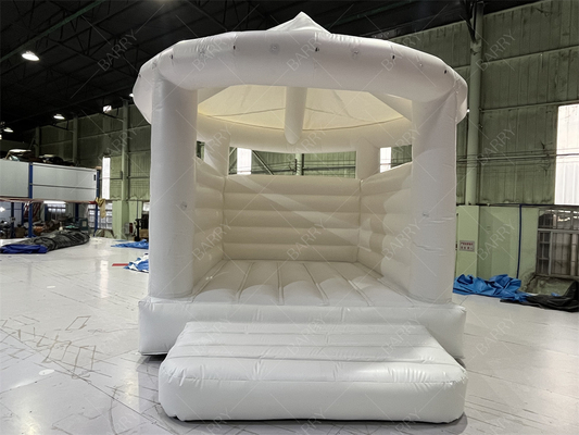 5x4.5x4.5m Bouncers gonflables intérieurs blancs avec couverture