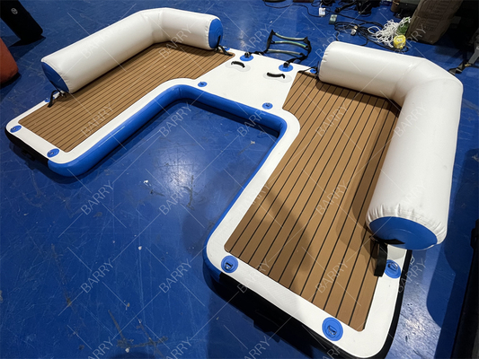 Plateforme flottante gonflable personnalisable pour le nautisme et le yoga