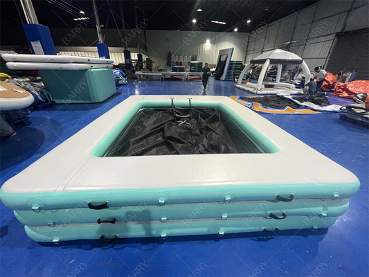 Piscine de mer flottante portable et durable en point de chute pour yacht, piscine gonflable de mer avec filet anti-méduses