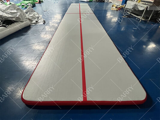 Vente à chaud Logo personnalisé Piste aérienne gonflable Plancher d'usine Gymnastique Tombing Mats Piste aérienne haute visibilité