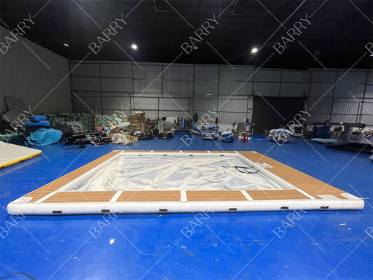 Piscine gonflable en forme de méduse pour yacht, avec tube en point de chute et filet