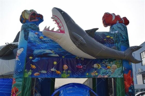 Château gonflable commercial requin avec toboggan aquatique combiné pour la location de fêtes d'enfants