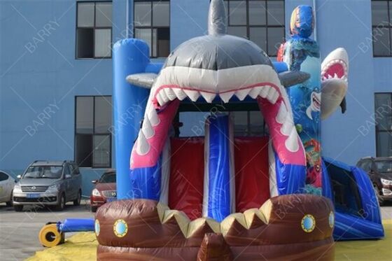 Château gonflable commercial requin avec toboggan aquatique combiné pour la location de fêtes d'enfants