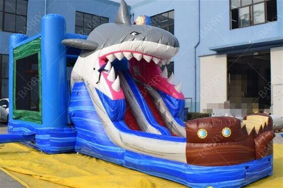 Château gonflable commercial requin avec toboggan aquatique combiné pour la location de fêtes d'enfants