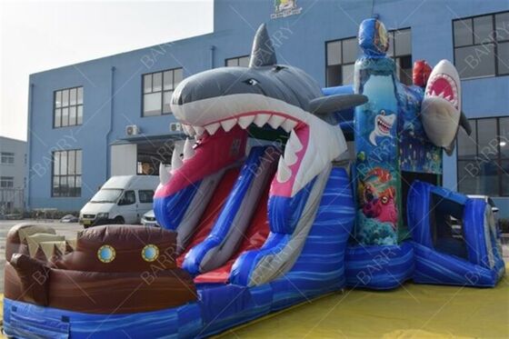 Château gonflable commercial requin avec toboggan aquatique combiné pour la location de fêtes d'enfants