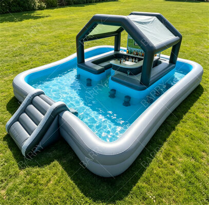 La station de fête aquatique ultime du jardin gonflable Bar de piscine flottante avec toboggan et auvent