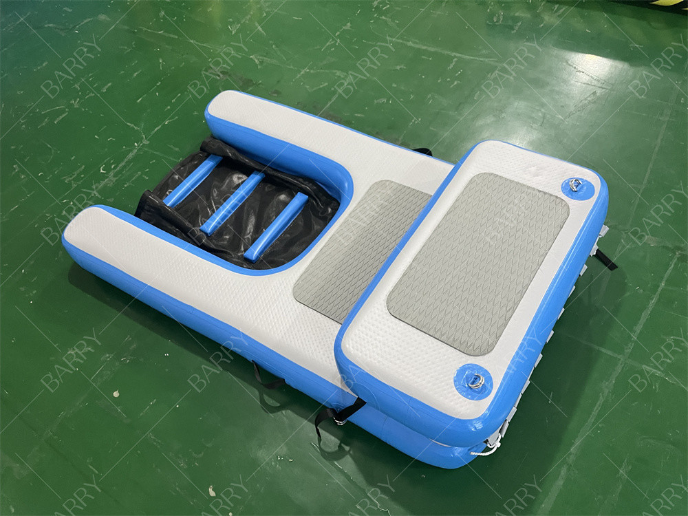 Plate-forme gonflable pour chiens à l'eau en PVC antidérapant sûr et stable pour animaux de compagnie
