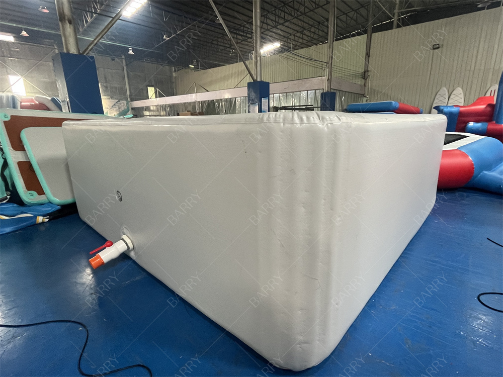 Sécurité Tissu à couture à goutte chaude Nouveau matériau gonflable personnalisé gris gonflable Pool Ball Pit Pour les enfants