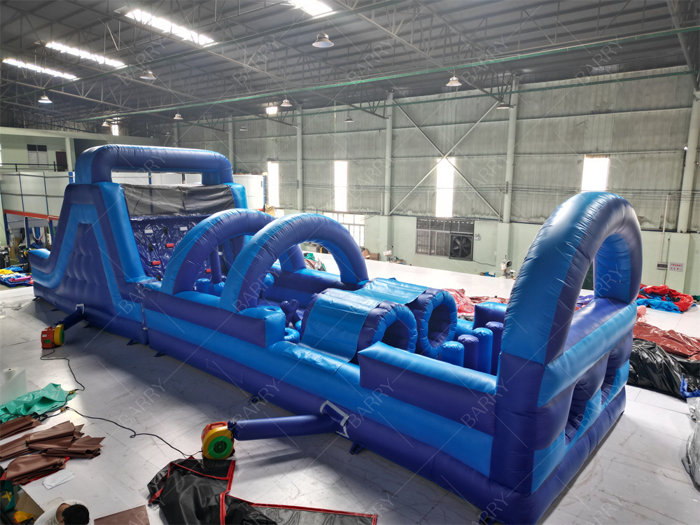 Commercial Blue Modern Bounce House Course d'obstacles gonflables avec glissement pour adultes enfants