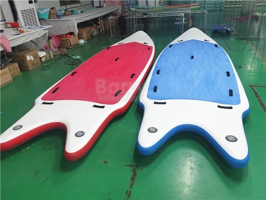 Panneau gonflable de PETITE GORGÉE d'anti dérapage voyageant la forme de poissons de panneau de palette d'air