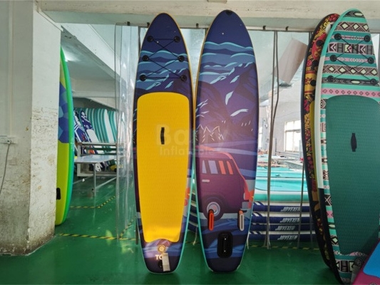 3 ailerons affermissent la couleur jaune de palette de panneau d'aventurier Standup de ressac avec le modèle