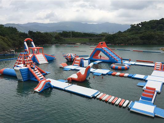 Parc aquatique de flottement commercial de PVC du grand parc aquatique gonflable résistant UV 0.9mm
