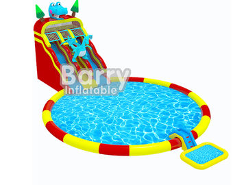 Le parc d'attractions adapté aux besoins du client joue le parc aquatique gonflable jurassique de mer avec la pleine impression