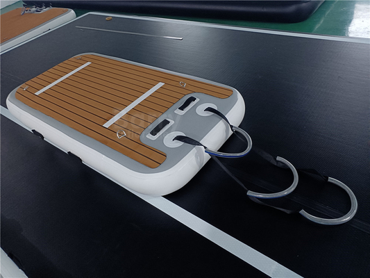 Dock de divertissement flottant sur l'eau gonflable avec couture en goutte à goutte en PVC EVA